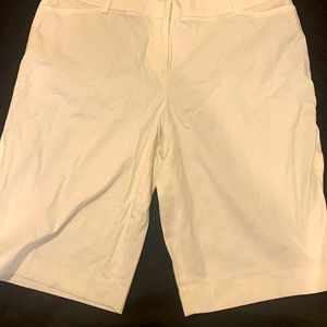 Size 16: Talbots white dress up shorts